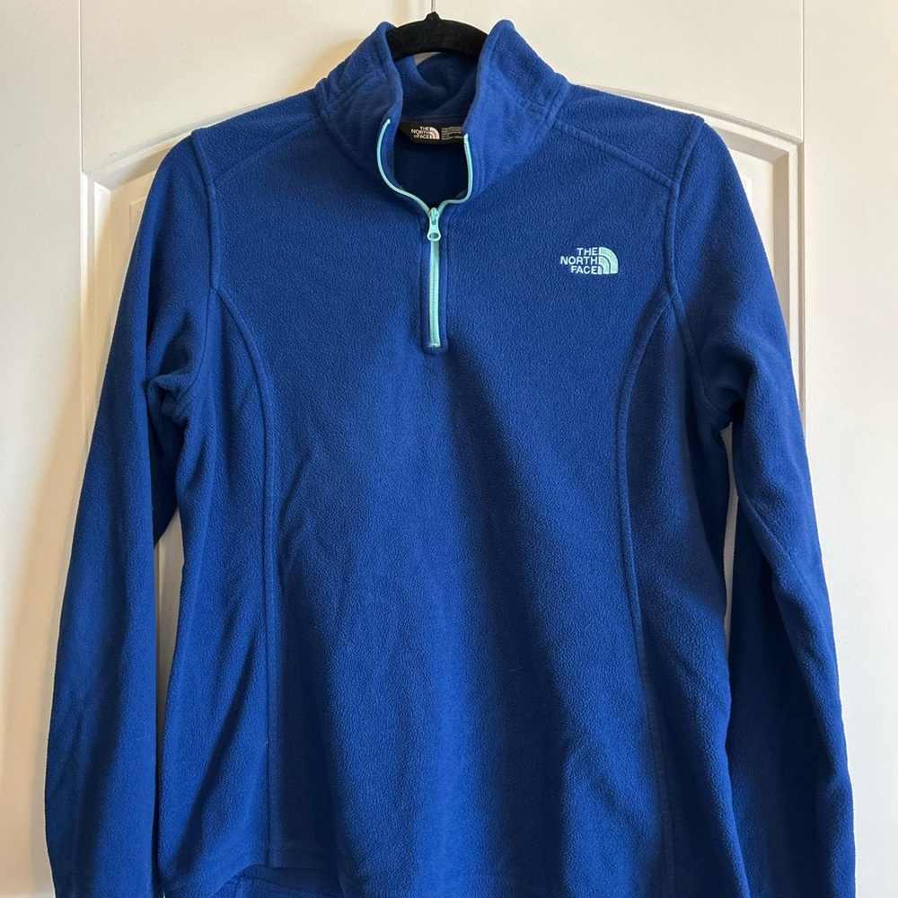 The North Face Women's Size Medium 1/4 Zip Blue Long Sleeve Pullover